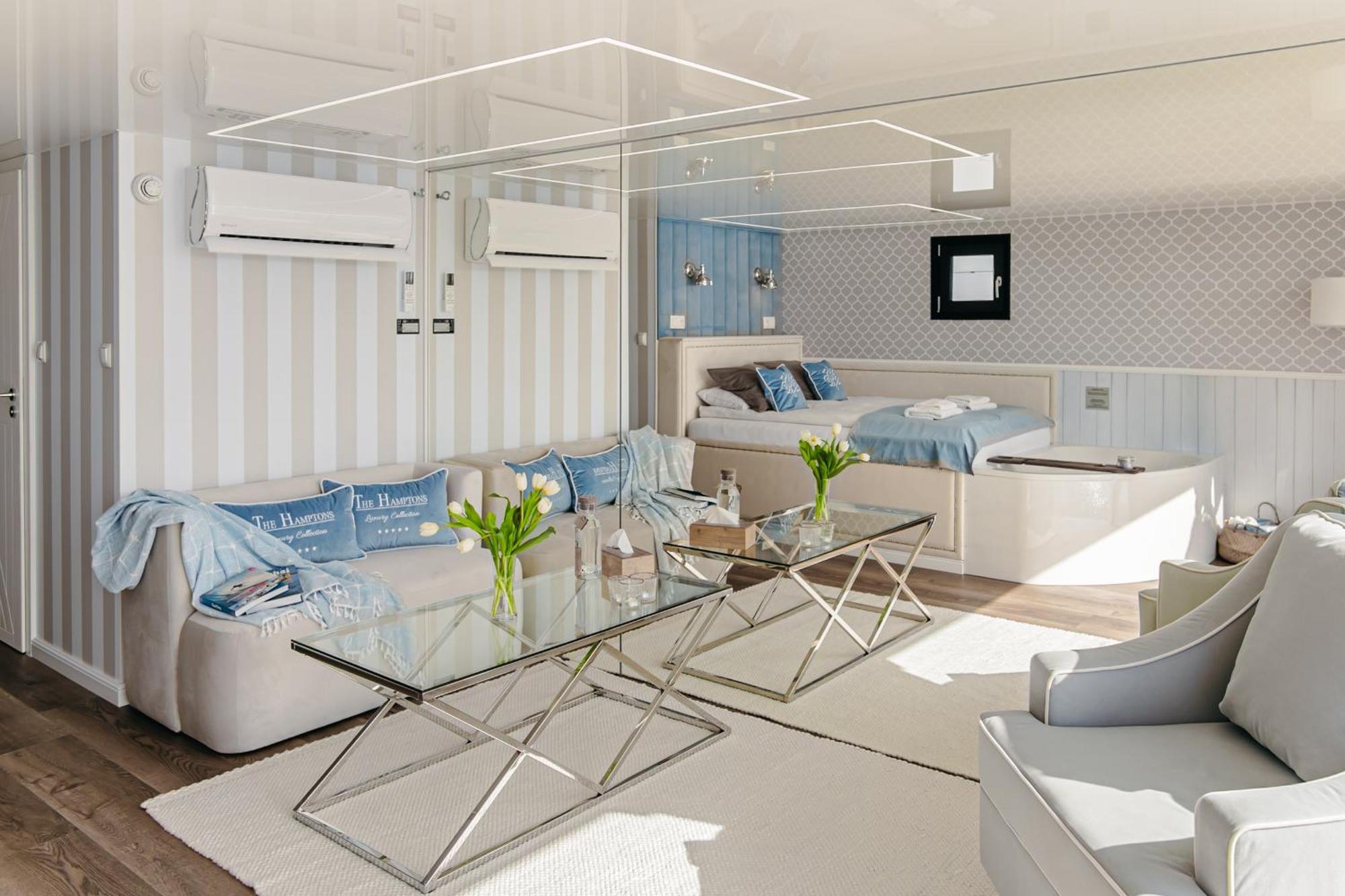 Grand Ht Houseboats - Domki Na Wodzie - Sauna, Jacuzzi, Kominek Мєлно Номер фото