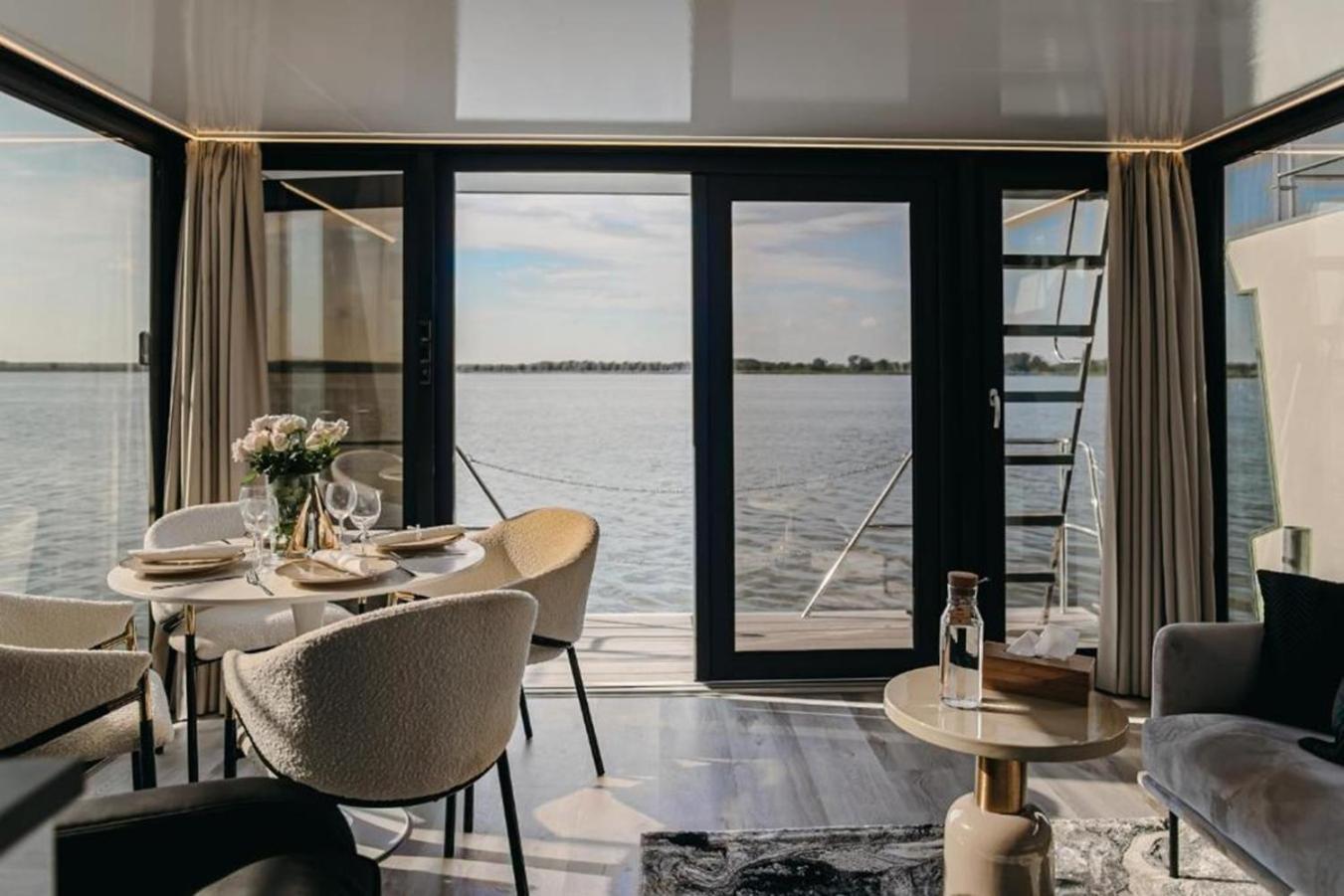 Grand Ht Houseboats - Domki Na Wodzie - Sauna, Jacuzzi, Kominek Мєлно Екстер'єр фото